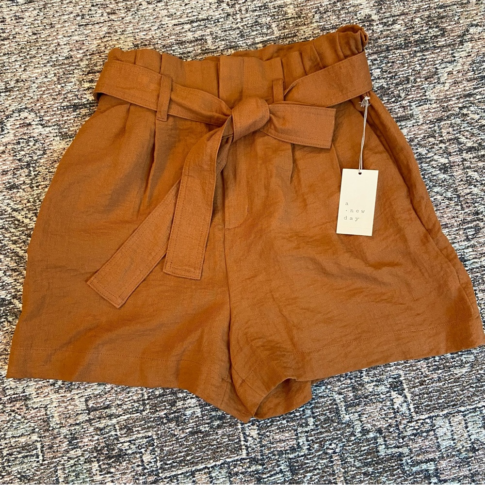 Linen like shorts